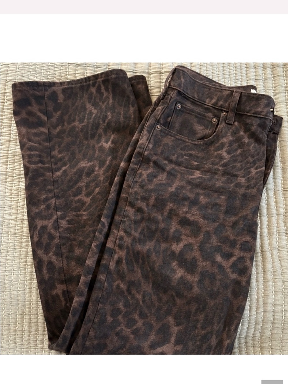 Abercrombie Mid Rise 90’s Straight Leopard Print Jean | Size 26 Tall | NWT - Picture 2 of 13